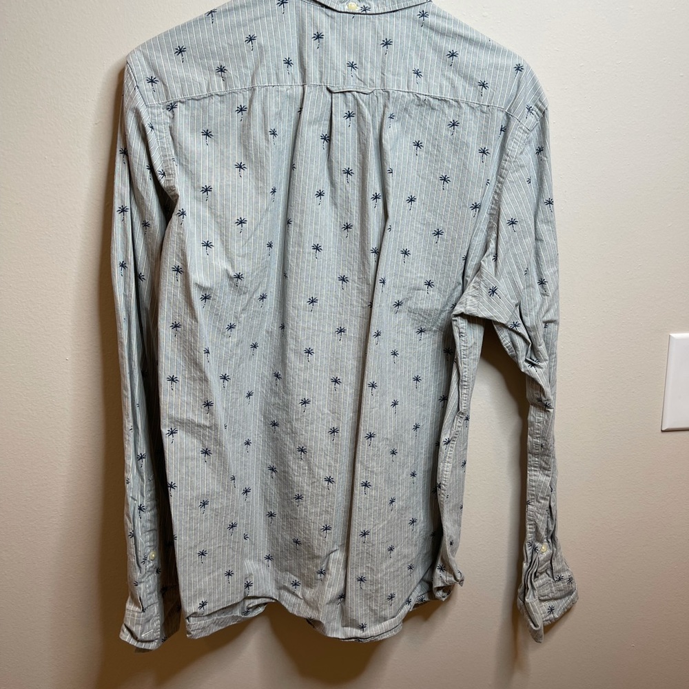 Blue Palm Tree Button Down - H&M - Size M - Picture 4 of 4